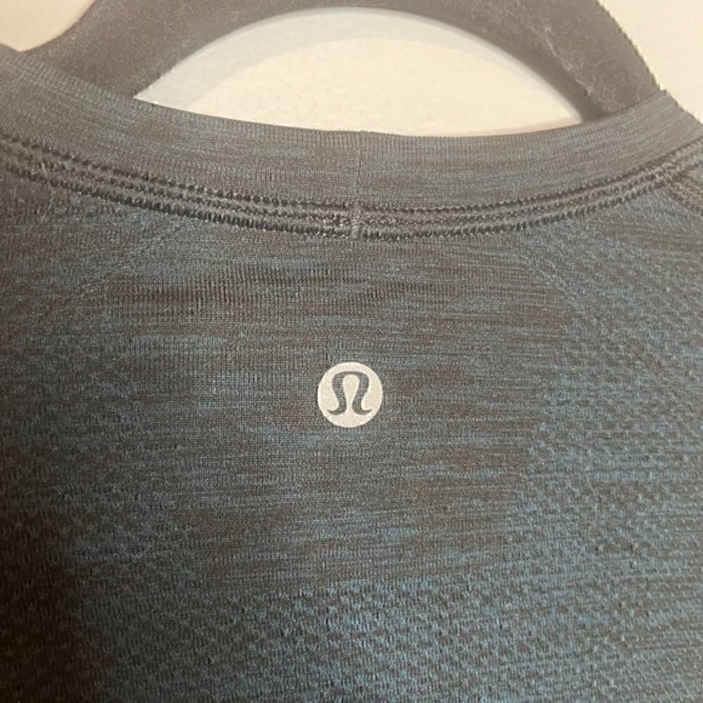 Lululemon Swiftly Tech Space Dye Running Tee - image 3